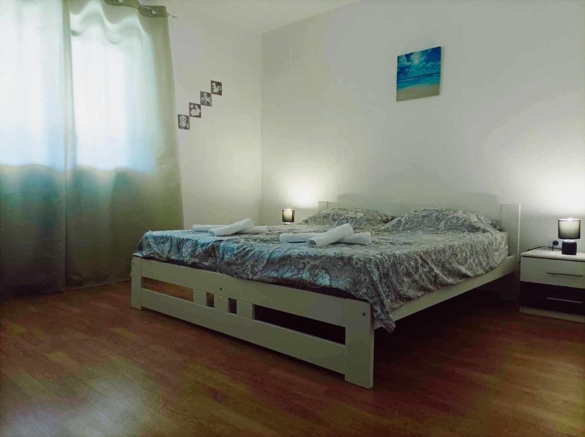 Apartman Mr Potpićan Exteriör bild