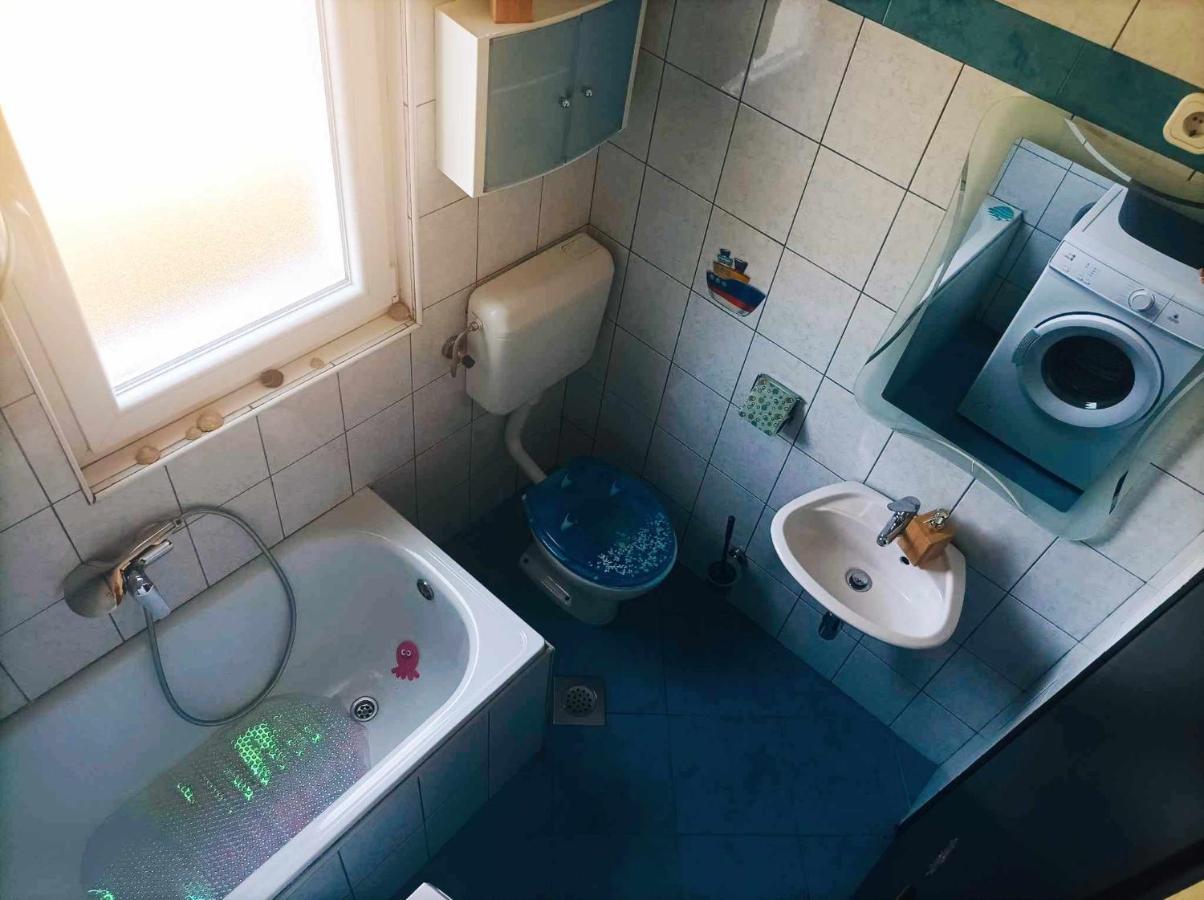 Apartman Mr Potpićan Exteriör bild